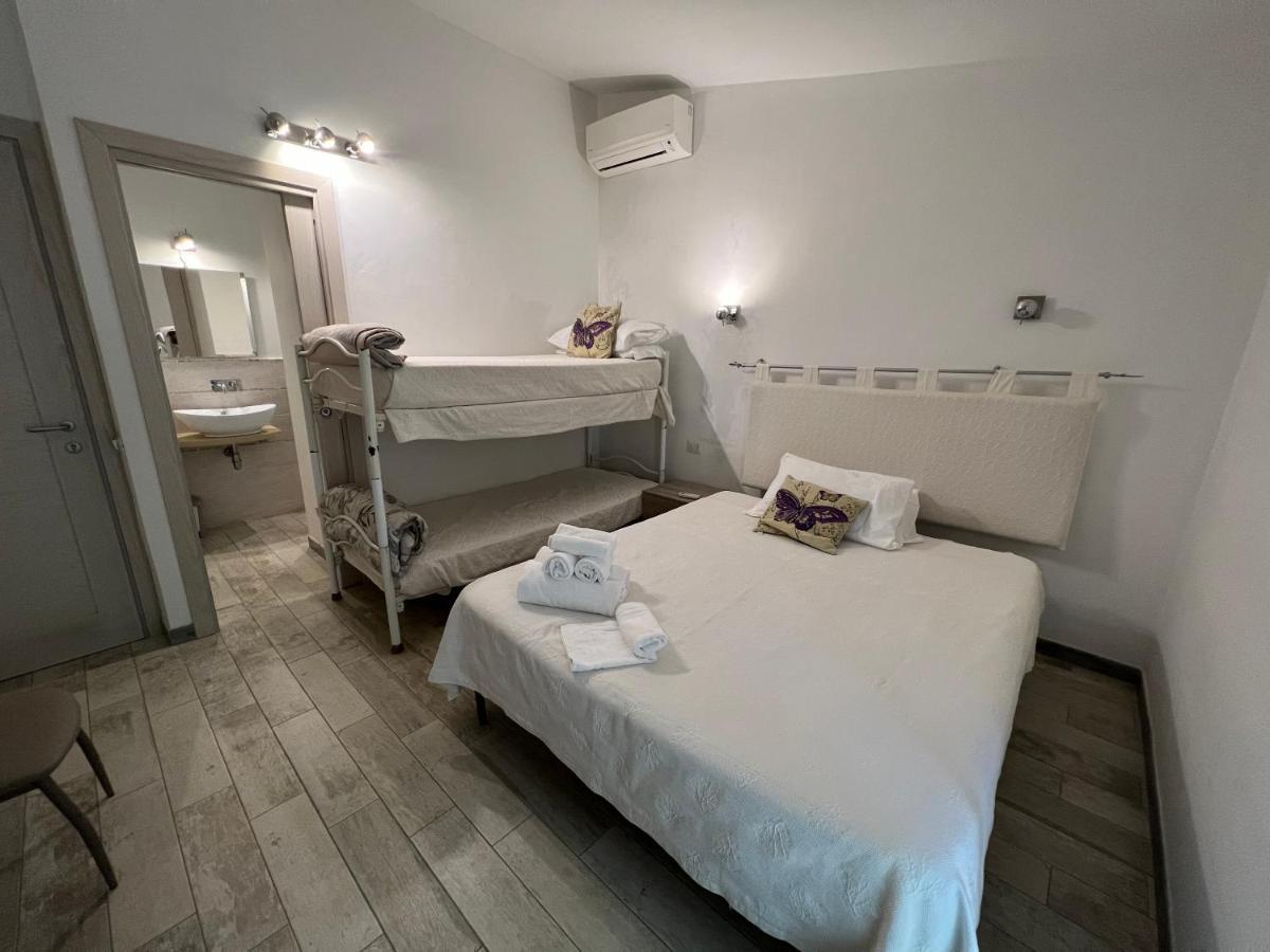 In Campagna Da Nino Hotel Olbia Exterior photo