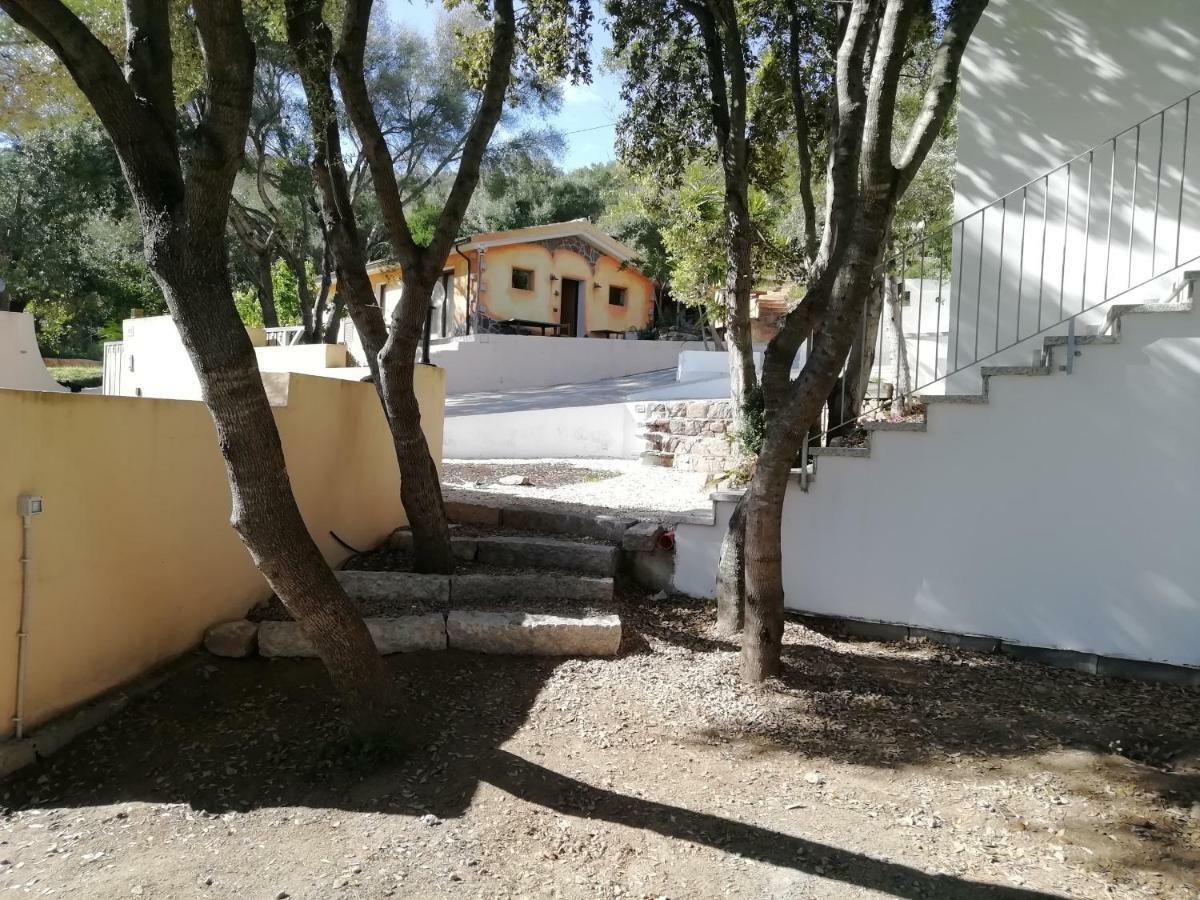In Campagna Da Nino Hotel Olbia Exterior photo